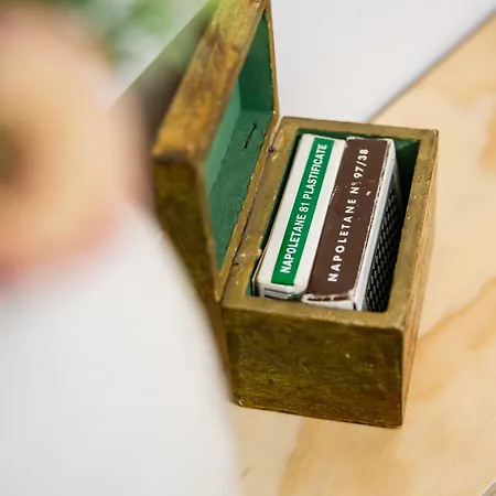 Miracolo Al Duomo Smart ナポリ