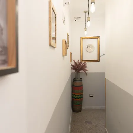 Miracolo Al Duomo Smart 4* نابولي