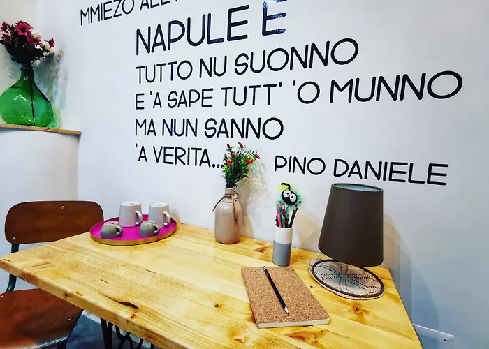 Miracolo Al Duomo Smart ベッド・アンド・ブレックファスト ナポリ